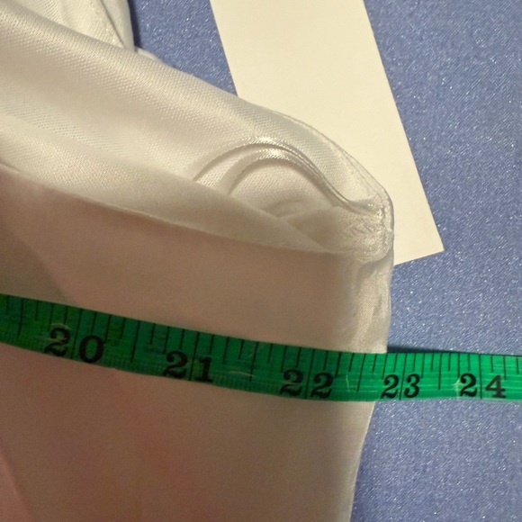 Aura Elegant White Halter Dress - Picture 5 of 7